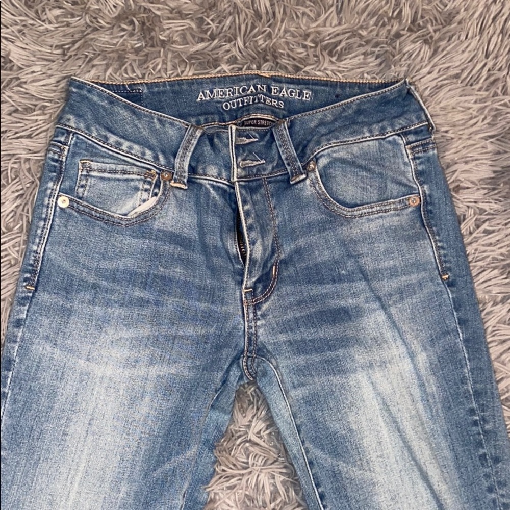 AMERICAN EAGLE STRAIGHT JEANS